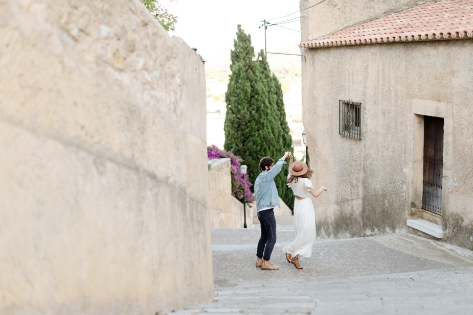 dancing couple during couple shoot in Arta Mallorca