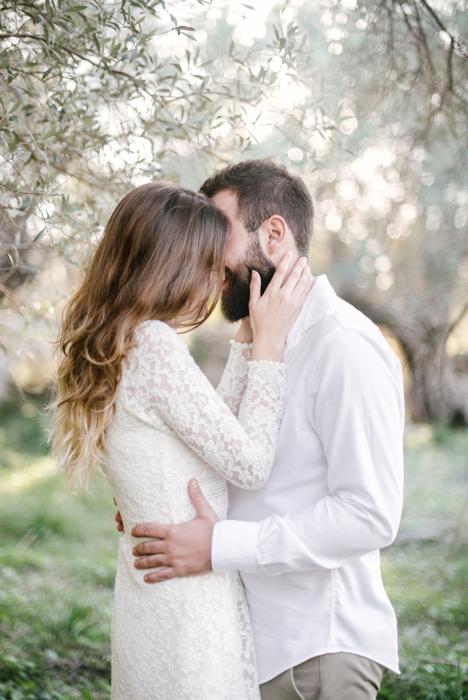 Mallorca engagement session with olive trees