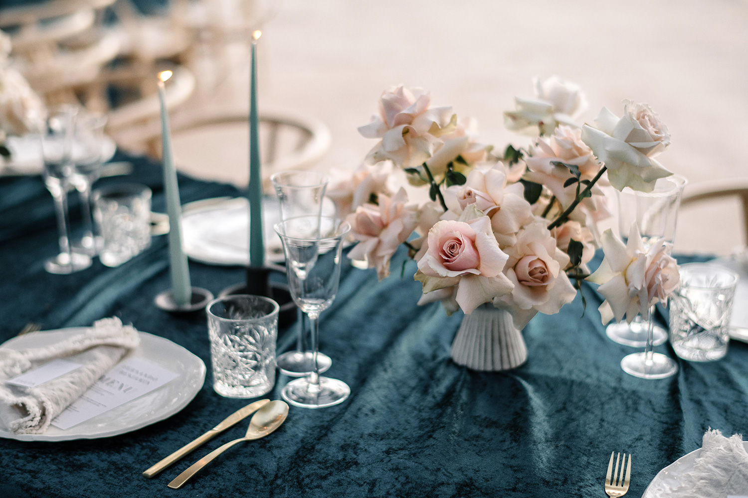 Wedding Reception Table Setting in Blue Velvet and Blush Roses by Talia Belle Wedding Planner in Mallorca