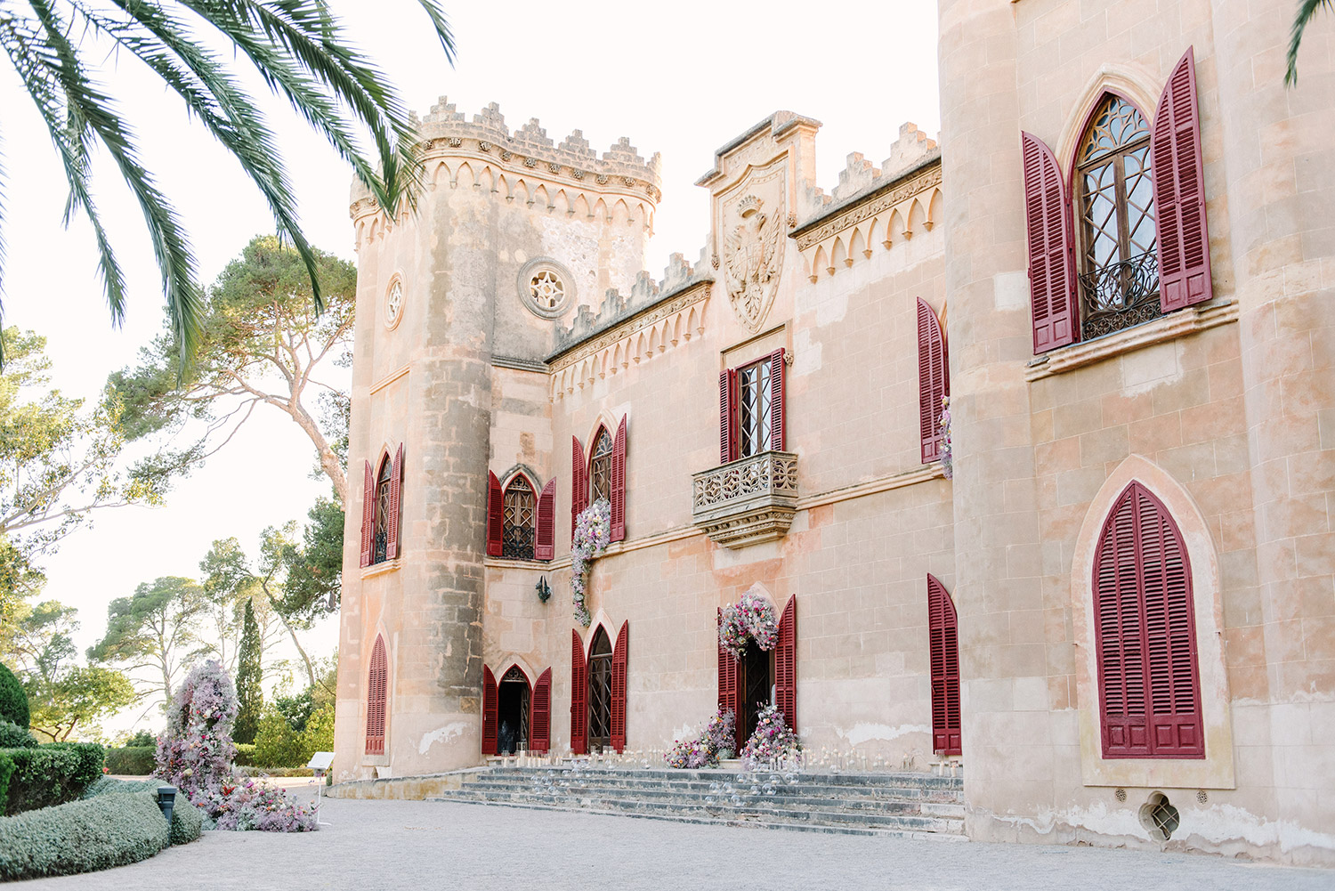 luxury wedding venue bendinat castle in mallorca